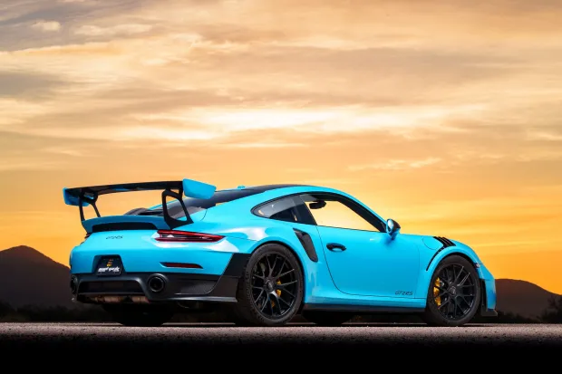 2018 911 GT2 RS photo 2
