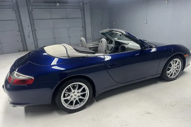2002 911 Carrera photo 2