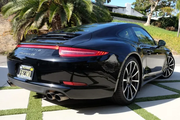 2014 911 Carrera 4S photo 2