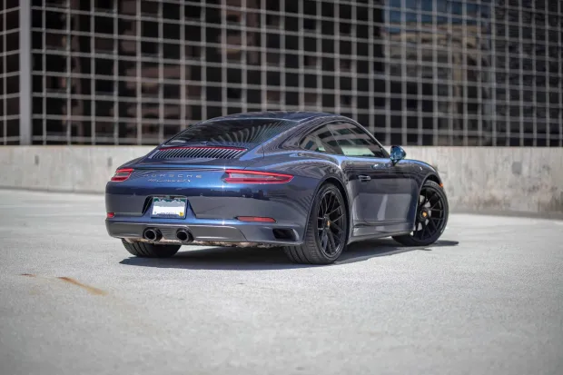 2019 911 Carrera GTS photo 2