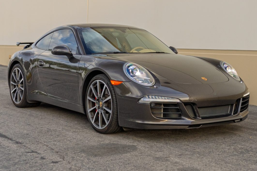 2012 911 Carrera S photo 2