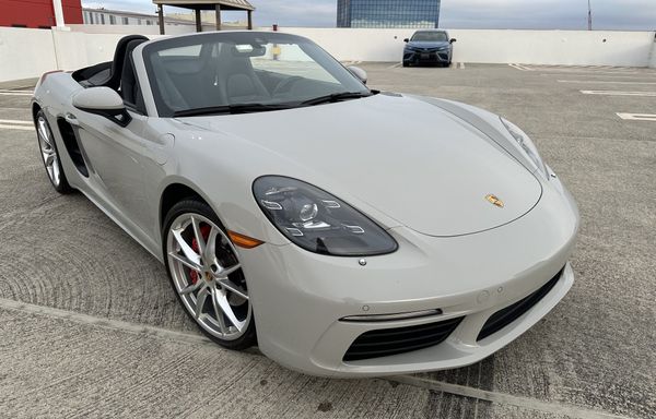 2021 Porsche 718 Boxster S