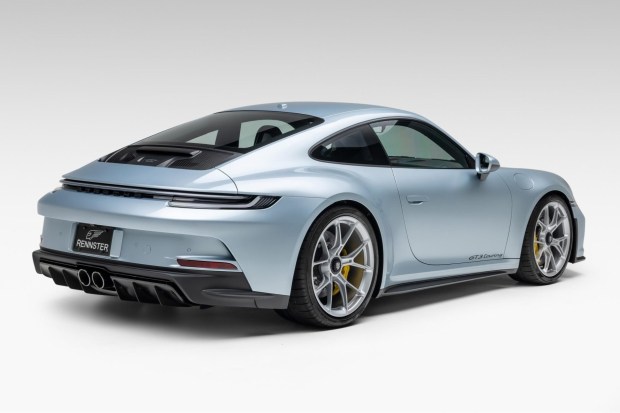 2022 911 GT3 Touring photo 2
