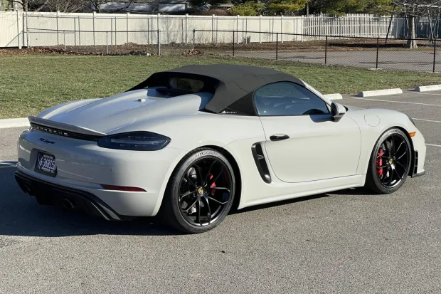 2021 718 Boxster Spyder photo 2