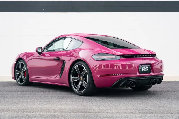 2024 718 Cayman GTS photo 2