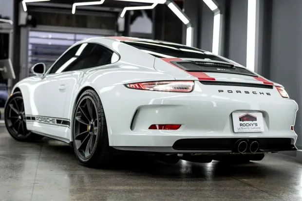 2016 911 R photo 2