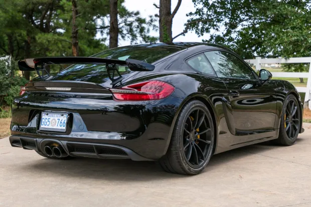 2016 Cayman GT4 photo 2