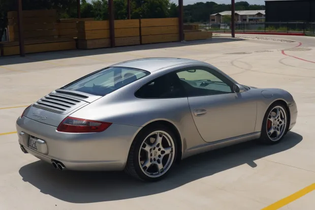 2005 911 Carrera S photo 2