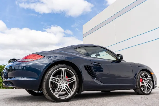 2012 Cayman S photo 2