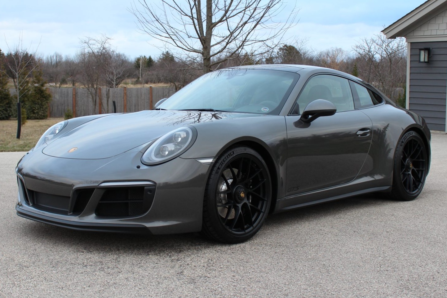 2017 911 GTS photo 2