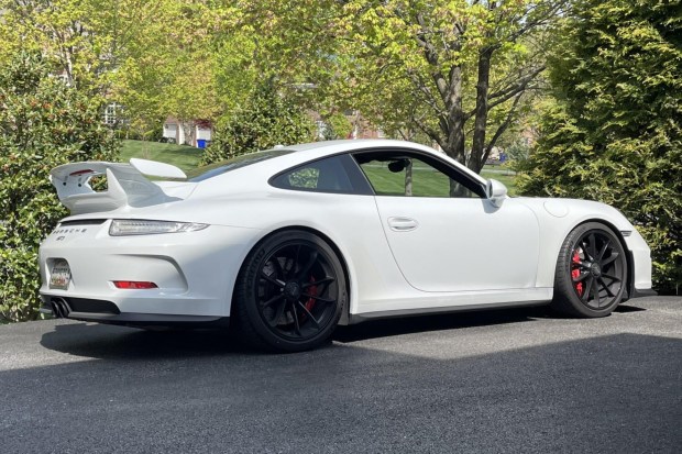 2014 911 GT3 photo 2