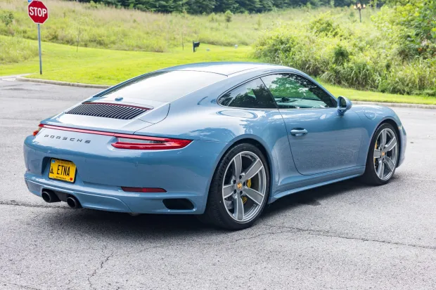 2018 911 Carrera 4S photo 2