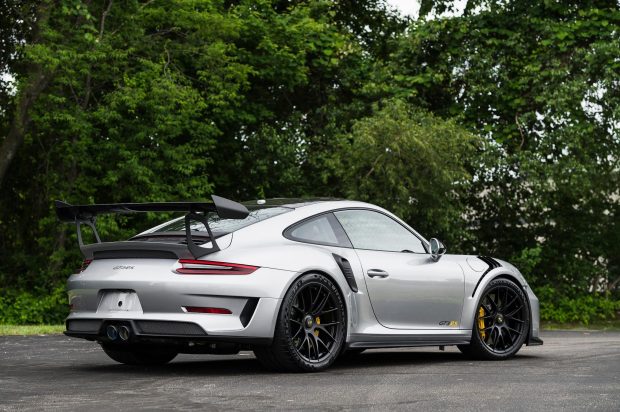 2019 911 GT3 RS photo 2