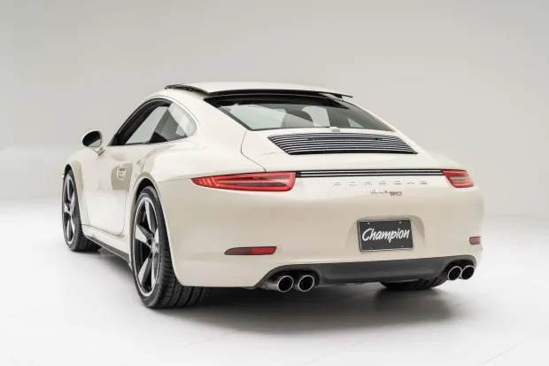 2014 911 50th Anniversary Edition photo 2