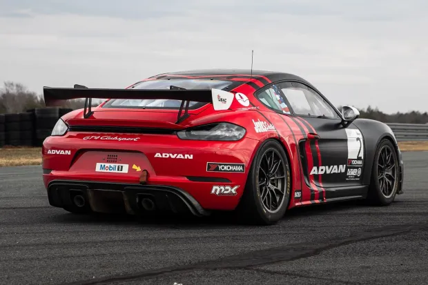 2019 718 Cayman GT4 Clubsport photo 2