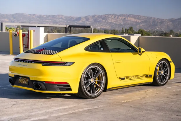 2020 911 Carrera S photo 2
