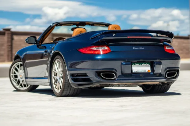 2010 911 Turbo photo 2