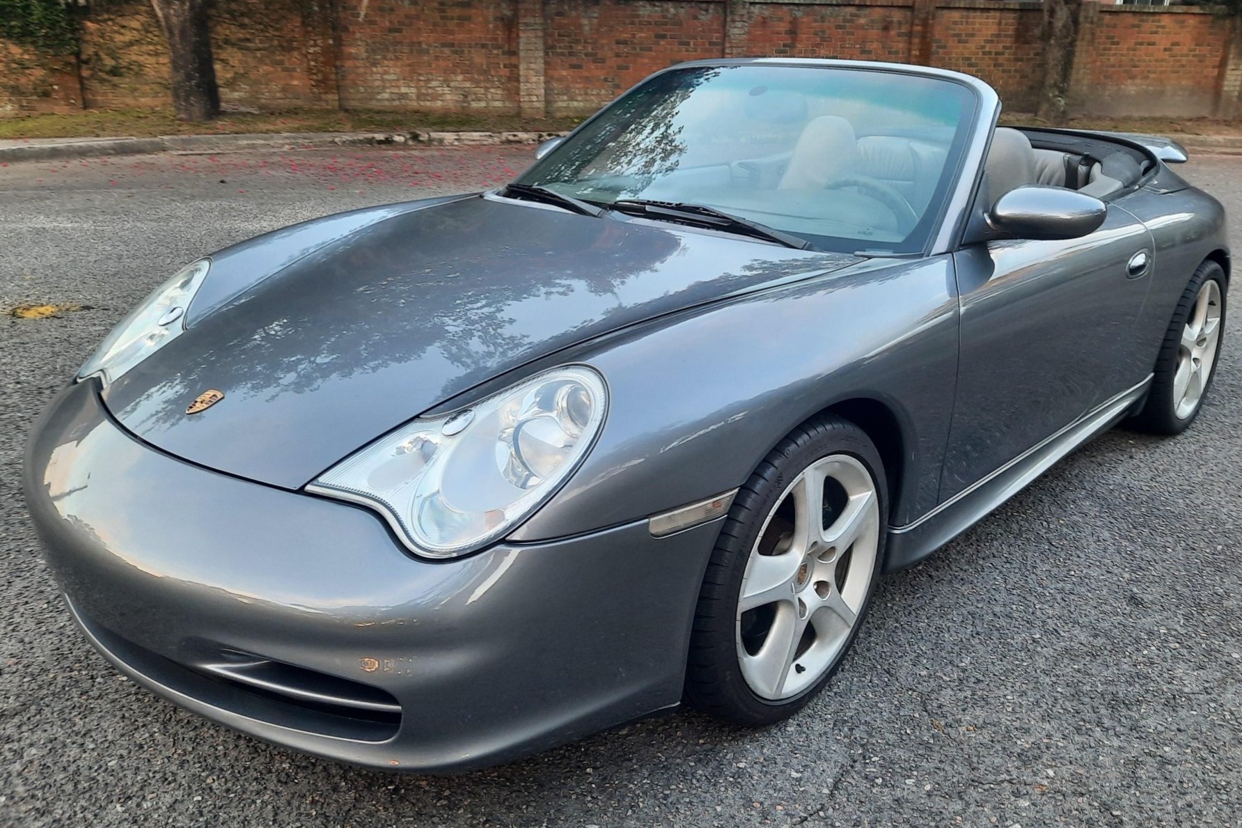 2003 911 Carrera Cabriolet photo 2