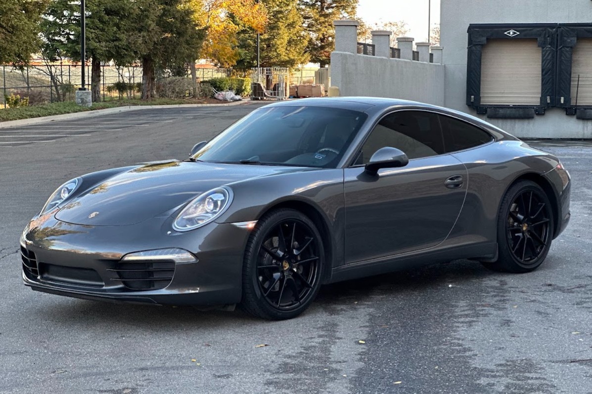 2013 Porsche 911 Carrera