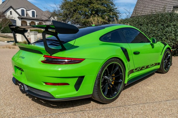 2019 911 GT3 RS photo 2