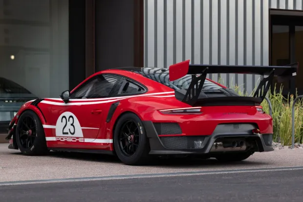 2019 911 GT2 RS photo 2
